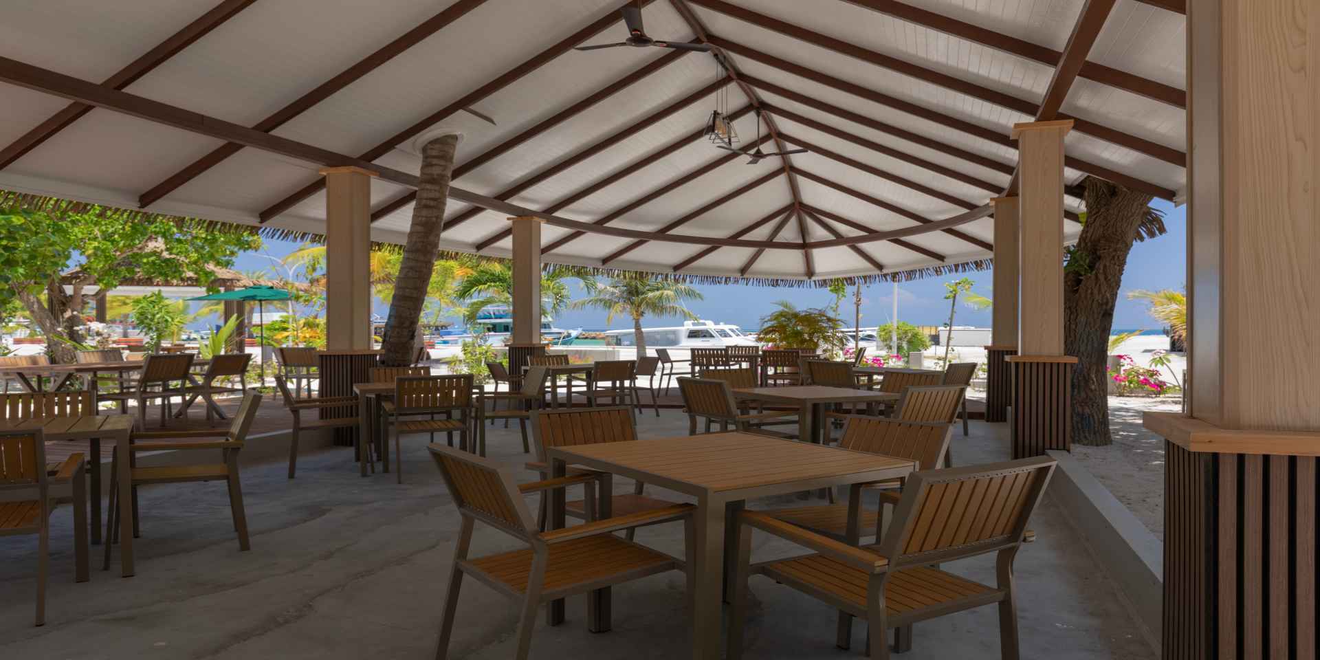Arrival Beach & Spa