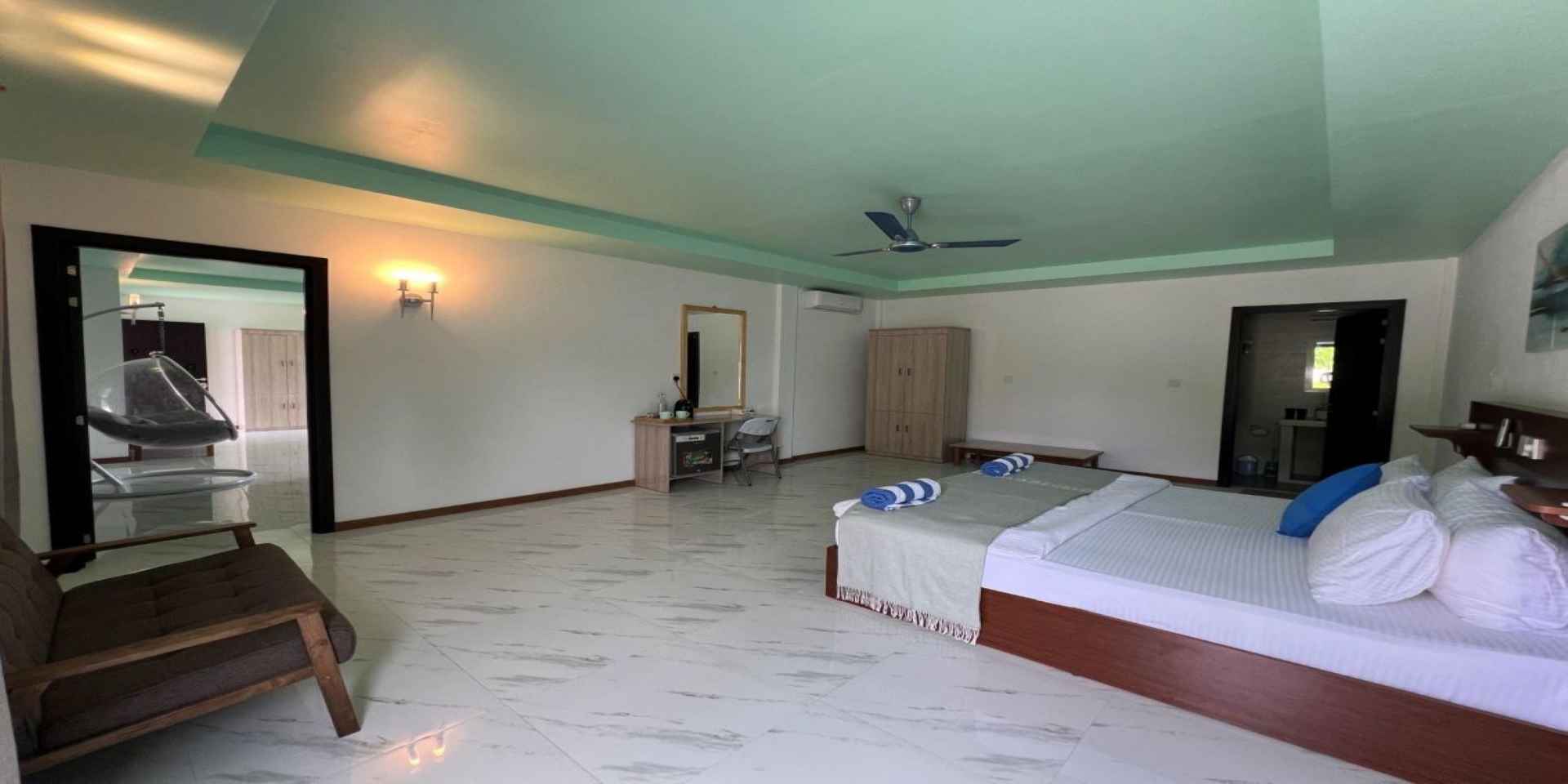 Clouds Beach Retreat
