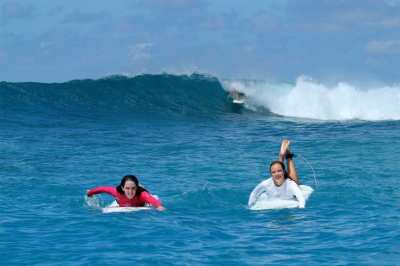 Surf trips to north Male' atoll world famous surf spots