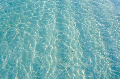 crystal clear ocean 