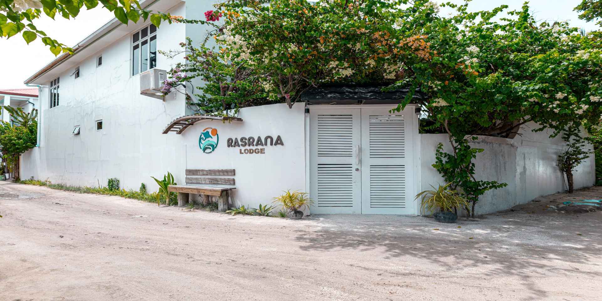 RAS RANA LODGE